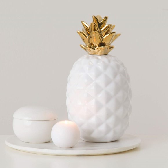 Other - New 9" Ceramic Round Pineapple